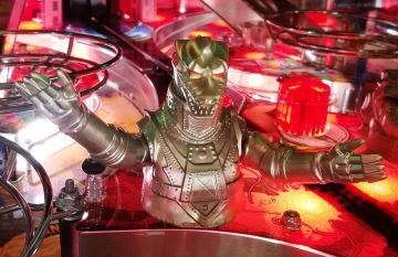 Custom Mechagodzilla Figure for Stern Godzilla Pro Machines